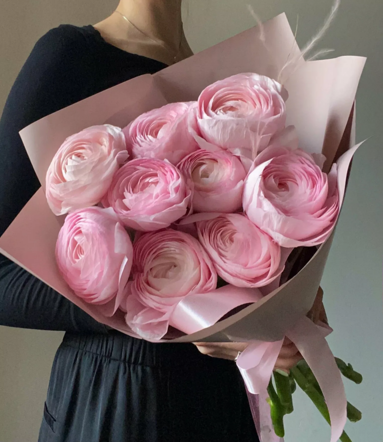 Buchet cu 9 ranunculus